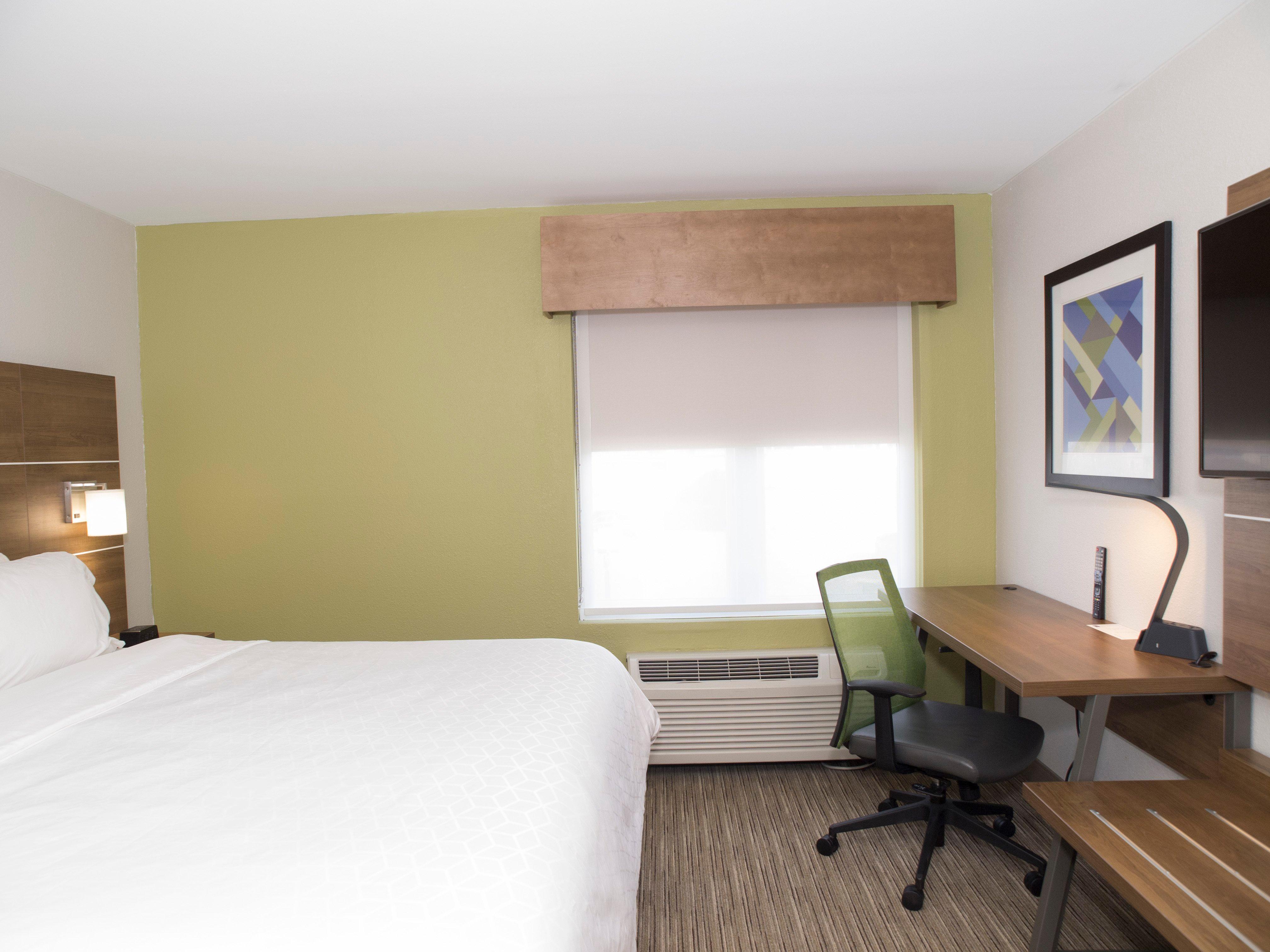 Holiday Inn Express Hotel & Suites Madison By Ihg Exterior foto